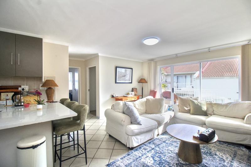 To Let 2 Bedroom Property for Rent in Gordons Bay Central Western Cape